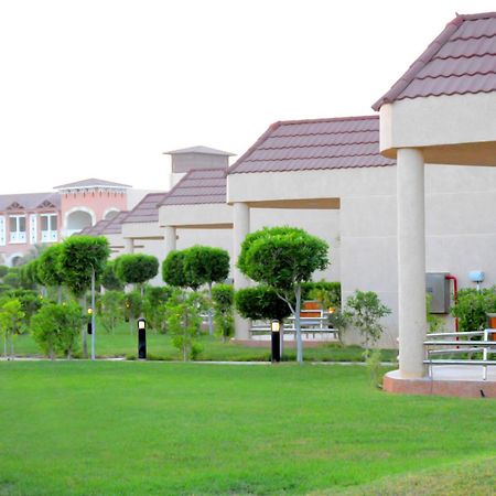Radisson Blu Resort, Al Khobar Half Moon Bay Εξωτερικό φωτογραφία Residential villas in Al-Ghazal