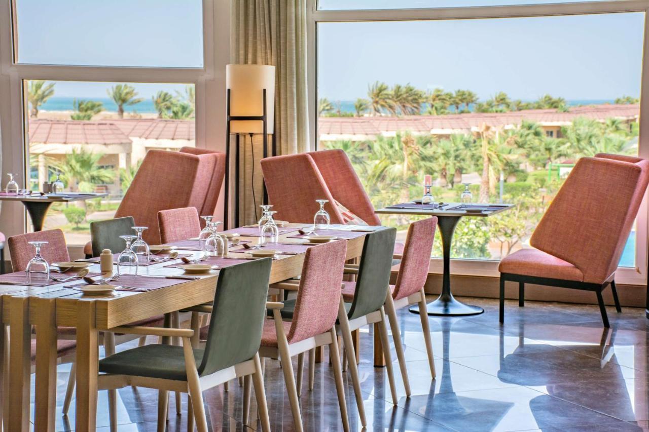 Radisson Blu Resort, Al Khobar Half Moon Bay Εξωτερικό φωτογραφία The restaurant