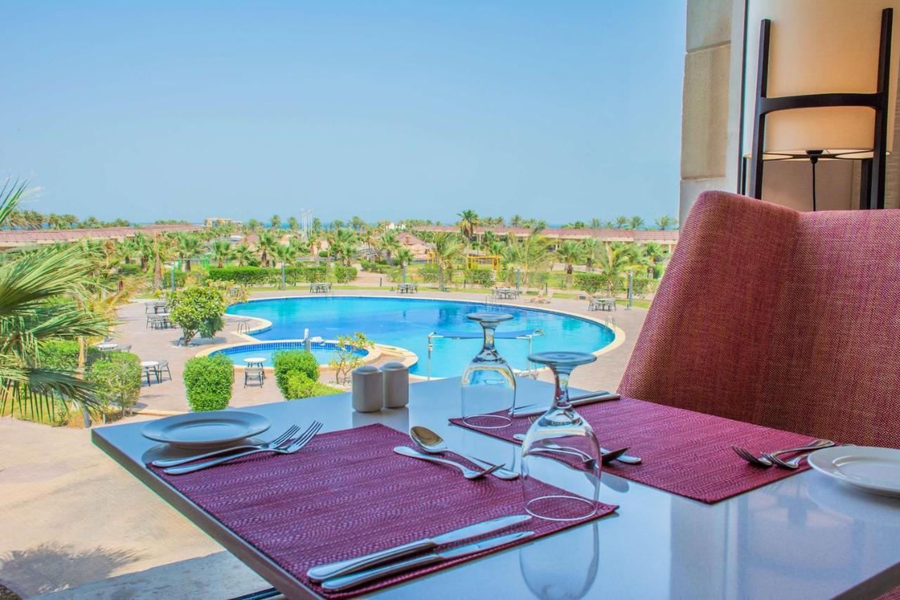 Radisson Blu Resort, Al Khobar Half Moon Bay Εξωτερικό φωτογραφία View from the hotel