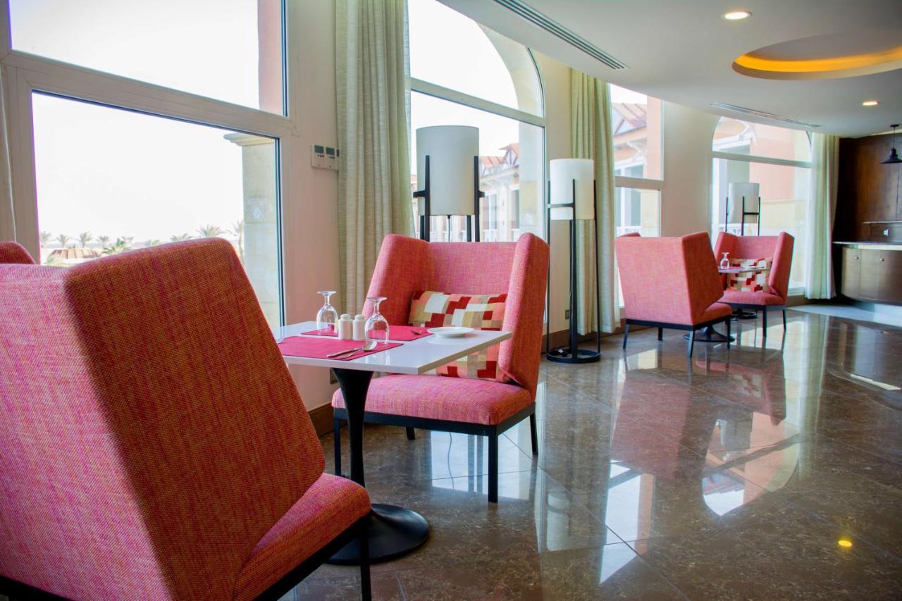 Radisson Blu Resort, Al Khobar Half Moon Bay Εξωτερικό φωτογραφία The restaurant